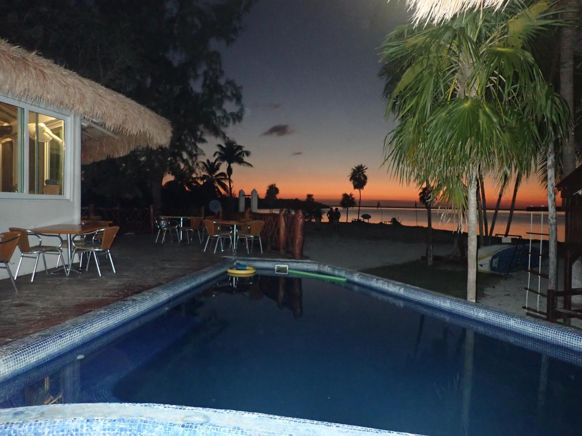 Ikarus Costa Mujeres Eco Lodge Sunset View Cancún Exterior foto